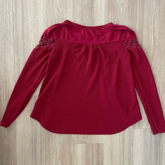 Altar’d State by Urban Outfitters waffle top (size small) - Picture 4 of 5